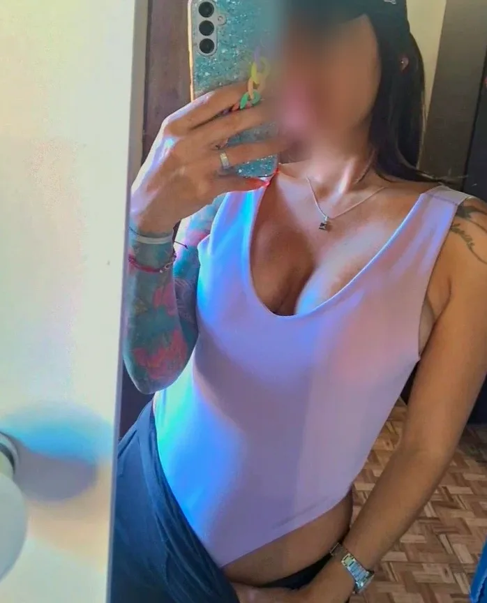 Fatima, 37