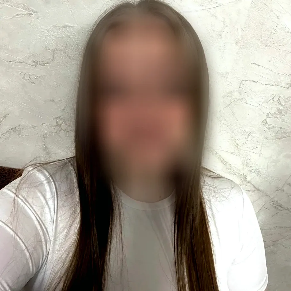 Nella, 21