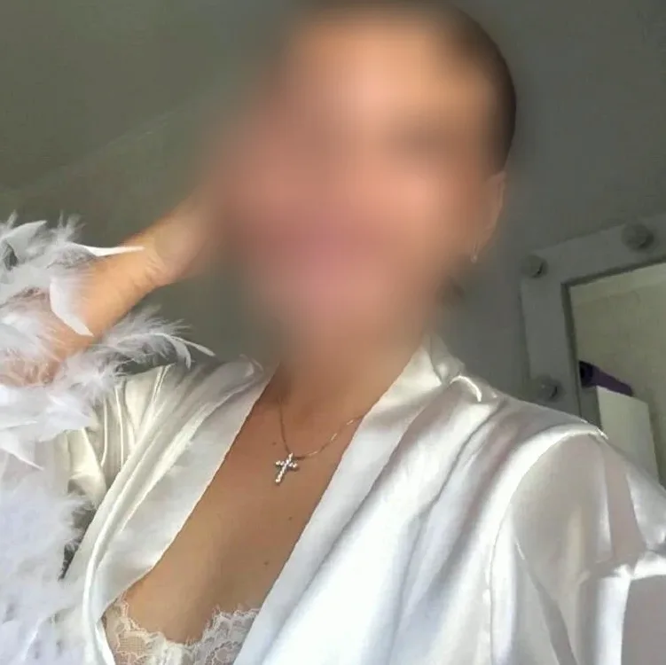 Saara, 25